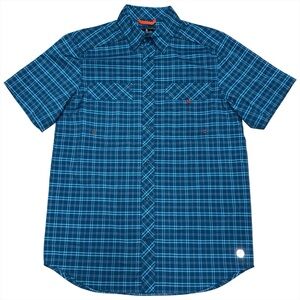 Flatwood Threads Fishing Shirt Small Blue Plaid Vented Short Sleeve Button Down